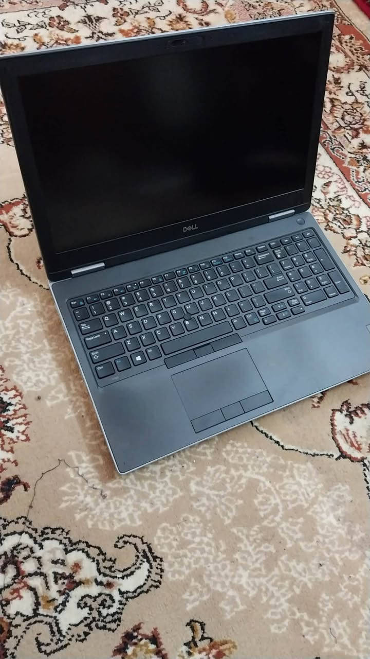 i 7 gen 9 H
hard 512 SSD
ram 16 DDR 
كرت شاشة خارجي T1000 4GB
15.5 FHD 

سعرها 650


**إذا كنت صاحب هذا الإعلان وتريد حذفه لأي سبب، رجاءا أرسل رسالة إلى الدعم الفني**