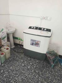 غراض مكوى ما مستخدمات ابد. كله جديد للبيع غساله ونشافه 10كيلو امريكي. ...