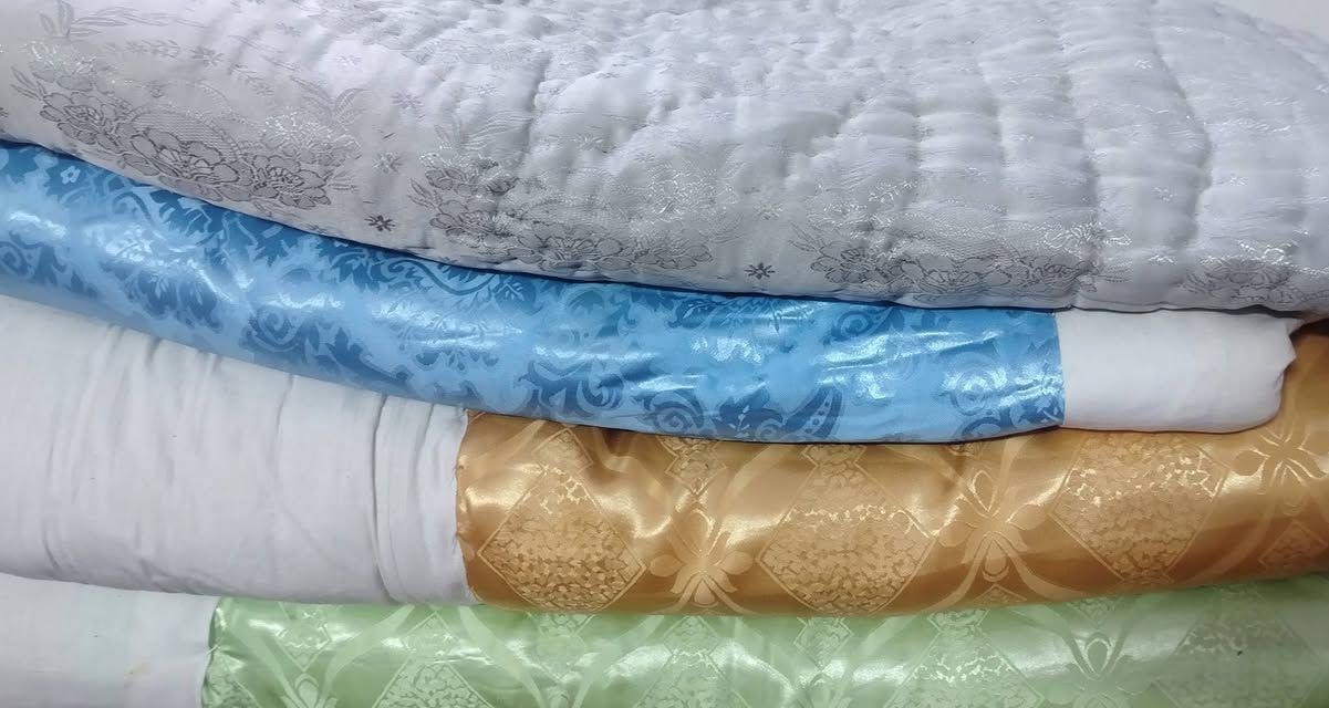 السلام عليكم
للبيع
دوشك صوف ابو النفر سعره ١٥ الف 
لحافات صوف سعر الواحد ١٠ الف
جودليه خفيفة صوف سعره ٦ الف

@الجميع


**إذا كنت صاحب هذا الإعلان وتريد حذفه لأي سبب، رجاءا أرسل رسالة إلى الدعم الفني**