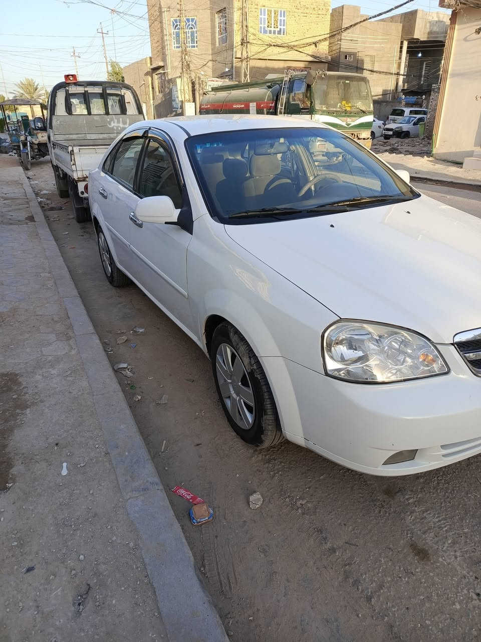 سلام عليكم 
سعر 78
اوبترا شرط نضافه بيها 3صبغ
رقم بابل 
مكينه وكير بل كارتون
تخم تاير بل كارتون
سياره جديده تبريد تدفه كله يشتغل عل شرط
اني مكلف هاذه رقم مامتواحد علنت
***********
مكان سياره نجف
