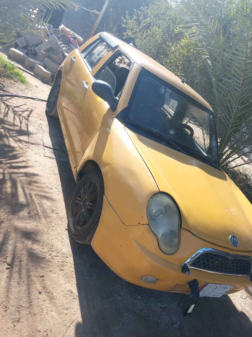 سلام عليكم سياره للبيع رقمه كربلاء متهد براعيه وسعر 15وبيه مجال هاذه رقمي ***********
