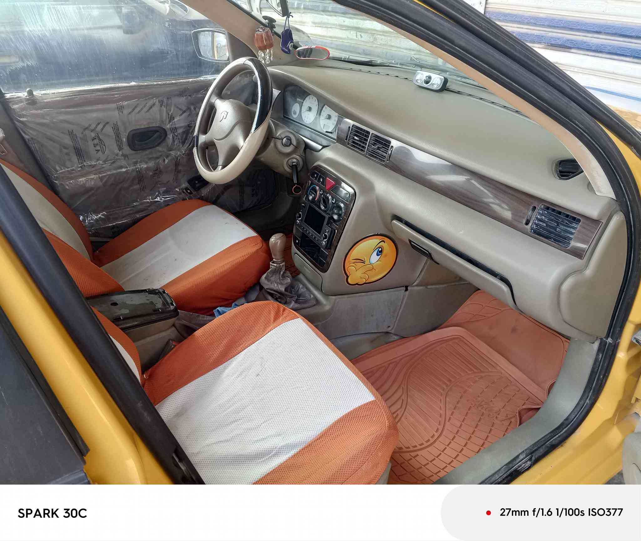 السلام عليكم سمنت سورن2011 سياره حلوه مصفره هيئه وغرامات العنوان سيطره الشعب القديمهر السعر 35 وبيها مجال بسيط رقم الهاتف ***********
