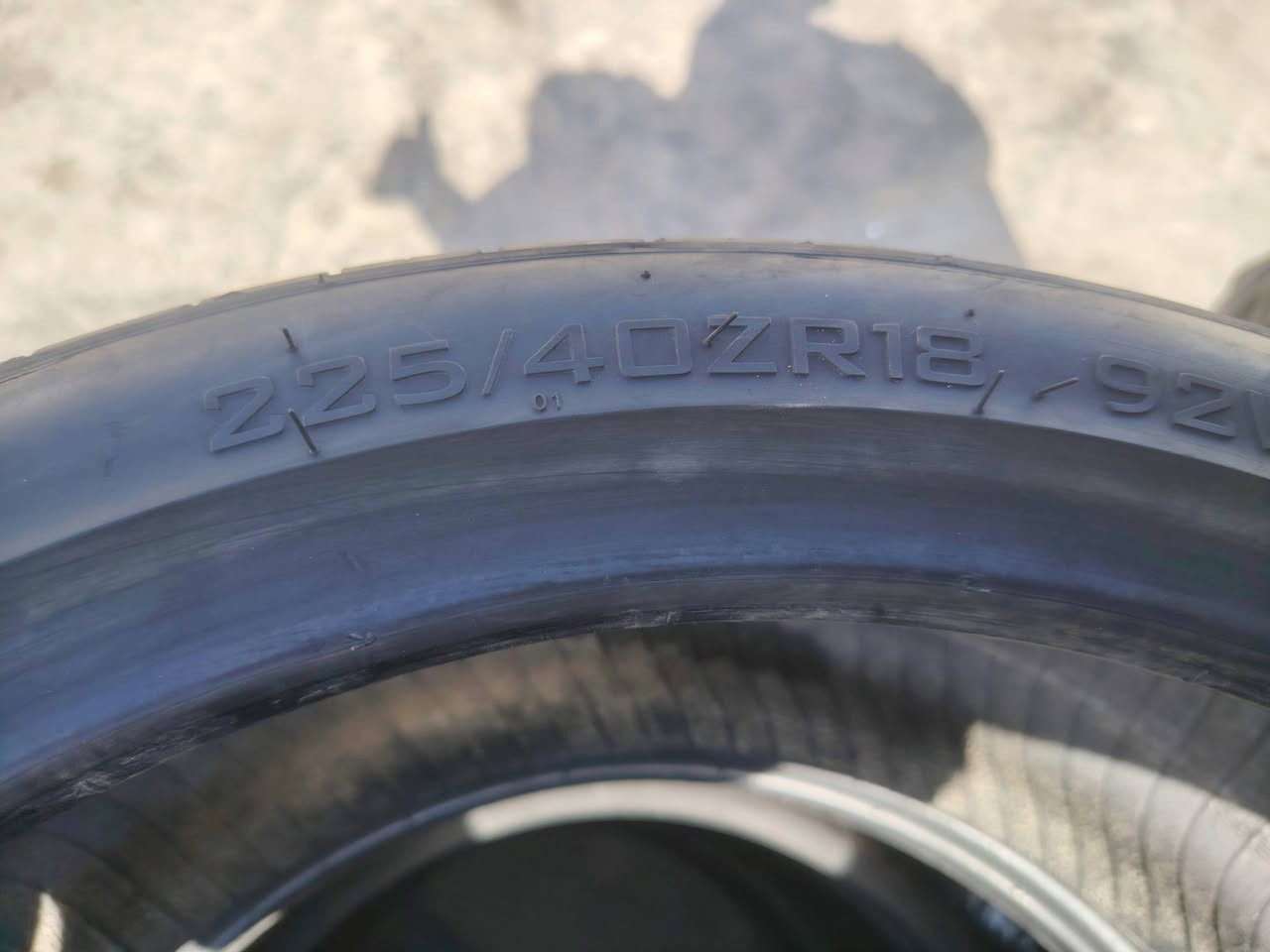 السلام عليكم للبيع تخم تاير فورتي جيتي
225/40/18 كلش حلوات السعر ب100 وبيهن مجال المكان بغداد الرقم ***********
