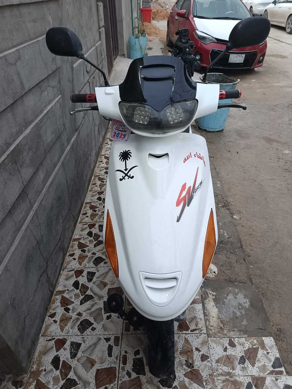 فراشه فحل حاويه محرك  شرط مامفتوح نضيفة سلف هندر كهربائيات كله شغال  550 بيهه مجال  *********** مكاني نجف
