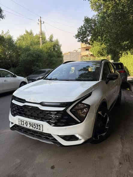 السلام عليكم 
سبورتج Gt line 2024 خليجي
فوول مواصفات اعلى موصفات بالسبورتج 
بانوراما مكينة 2000 Dohc 
بصمة 
مقاعد كنتارا + مقاعد كهرباء السائق و البصفة
تدفئة تبريد مقاعد 
درايف مود ٤ وضعيات قيادة 
هاند بريك كهرباء 
اوتو هولد 
نزول منحدرات 
شاشة 
كامرة دوارة 
حساسات امامي خلفي 
لايت زنون + لد 
كشافات 
كت اسود لامع 
شحن وايرلس + منفذ تايبسي + يو اس بي 
تبريد شاشة 
تحكم فول ستيرن + هيتر ستيرن 
كروز سرعة 
مري كهرباء و قابلة للطي + اشاير بالمري
رادار جانبي نقطة عمياء 
جنطة كهرباء 
قطعتين تبريد 
ويل ١٩ الكبير 
و بعد بيها هواي مواصفات 
و السونار مرفق مع الصور 
السيارة تحويل ثاني يوم 
ماشية ١٩ الف 
المكان الكرادة بارك السعدون 

***********
