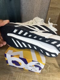 مقاس ٢٥ • مخيط خفيف • فيتنامي