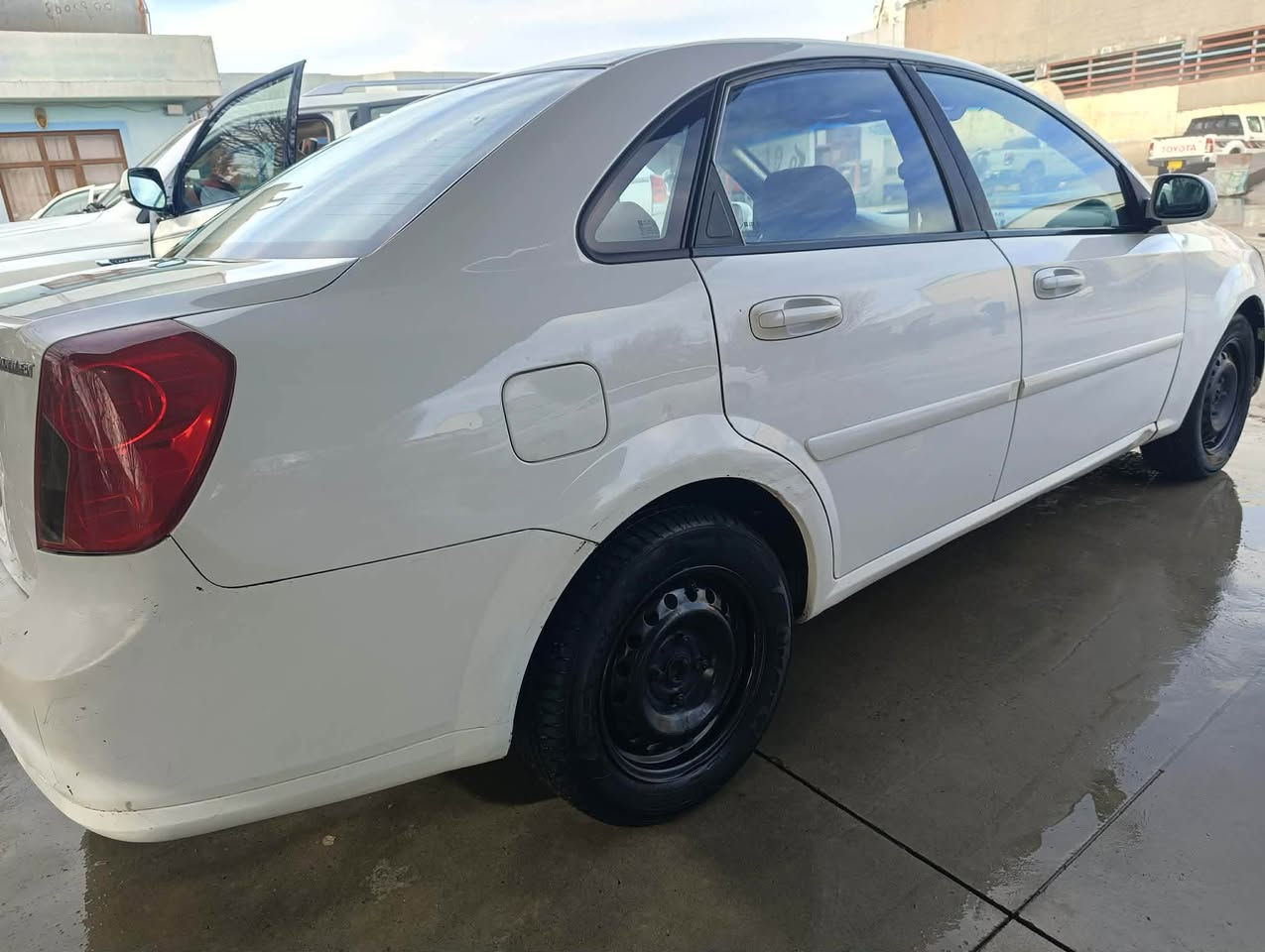 ئۆپترا ٢٠١٢ 
ئاڕم پلاستیکە و سەنەوی ئەسڵی بەغدای لەگەڵە هەمووشتێکی بە شەرت.
  دووپارچە و نیو بۆیاغە بێ ناو گرنن .
داوای ٦٨$ و مامەڵە 
جوابی نامە نادەمەوە 
ئەگەر موشتەری پەیوەندیمان پێوە بکە 
*********** شومان, أربيل
