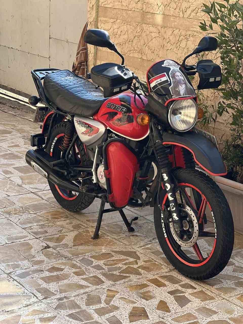 السلام عليكم بًوكسر للبيع موديل 2023 رقم وسنويه بغداد تحويل ثاني يوم اي نقص ما بيه مكينه مكفوله ما مفتوحه ولا تبخير ولا تنقيص  دراجه جاهزه كبل للشغل مكاني بغداد المحموديه 
***********
***********
