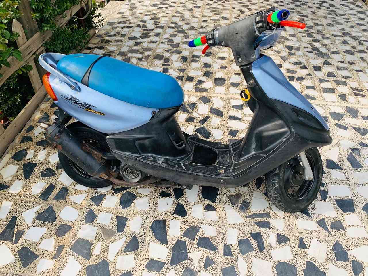 السلام عليكم

دراجة ماكس قجمة 120 دراجة فول نكرة سلف وتكدر هندر دراجة نضيفة من جميع النواحي بمعنة الكلمة وصالنصة اف ام المكان بغداد  الشعب بوب الشام 

السعر325وبيها مجال للطيبين
 رقمي ***********
