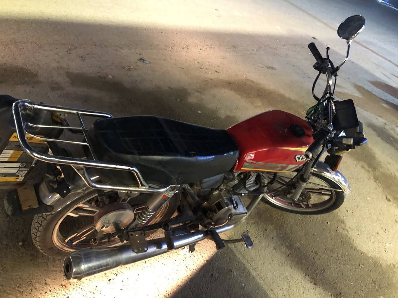 السلام عليكم ايراني مديل2021
لدراجه على ايدي يعني من شغل للبيت دهن كل سبوعين ابدل وتخم تايرات جديد وكلجات جديده شلعه ومعدل وكُلشي مابيه نقص بس يده بريك امامي …اوراق اصولي وين متريد تروح محد يحاسبك مكفوله من سرقه واللبي خير يدلل السعر600 وبيه مجال وخادم اني 
المكان بغداد الدوره …متواجد خاص


**إذا كنت صاحب هذا الإعلان وتريد حذفه لأي سبب، رجاءا أرسل رسالة إلى الدعم الفني**