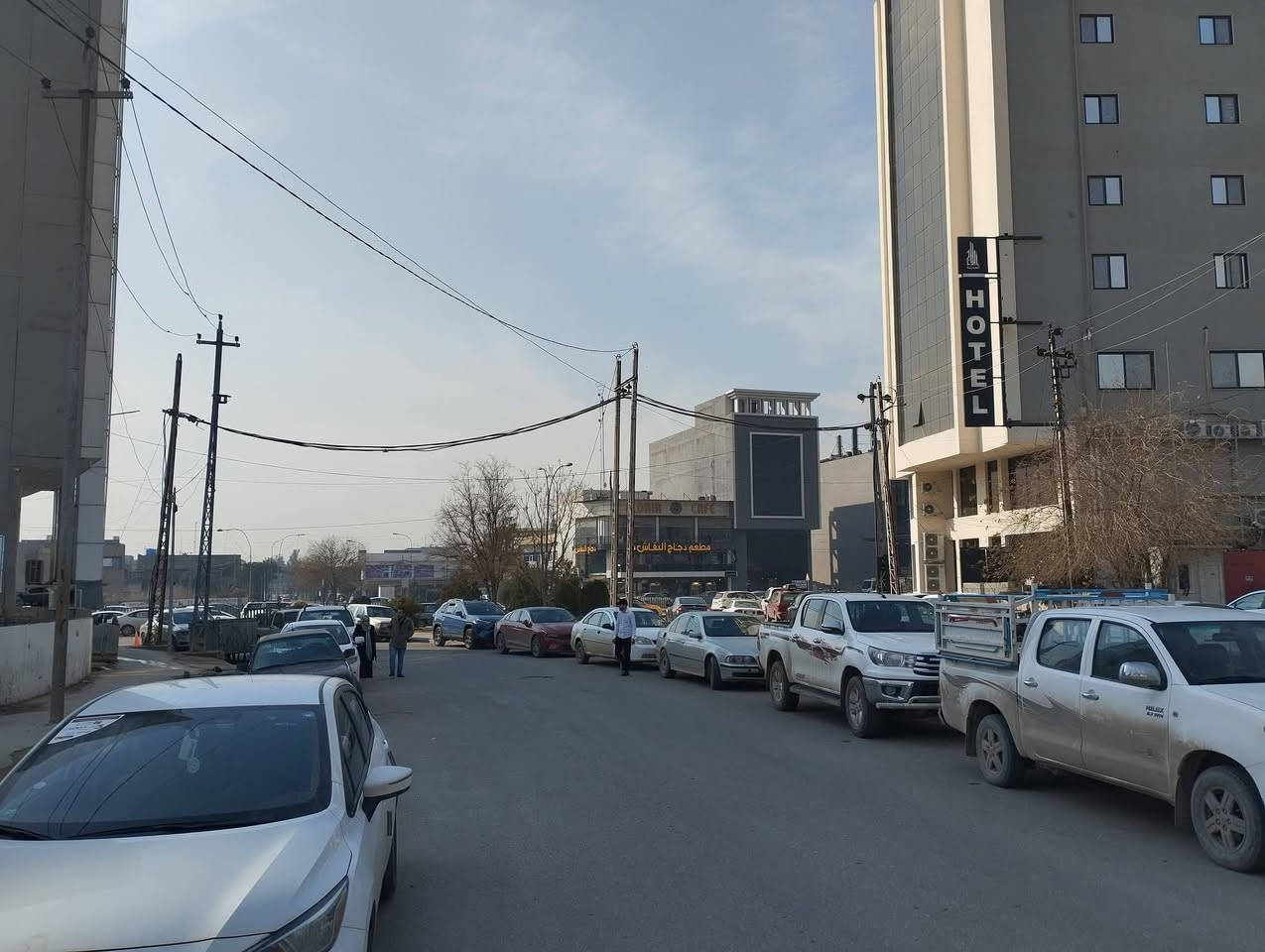 🏦 عروض مكتب بيت الأركان للعقار  🏦

الأرض تجاري للبيع حي المالية مساحة ٣٤٥ م 

الواجهة ١٥ م العمق ٢٣ م عرض الشارع ٣٠ م 

الموقع حي المالية بجانب مستشفى المدينة 
🏦                                                    🏦
السعر على التليكرام https://t.me/alarkan_1
للاستفسار مراجعة مكتب بيت الأركان للعقار 

موقع موصل حي العربي قرب مطعم ماشاءالله 

*********** / *********** / *********** 🏦
