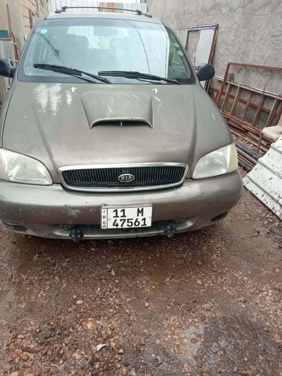 كيا كرنفال كاز بلادي محرك حاويه جديد موديل 2000رقم بغداد بسمي سياره جاهزه للعمل 9راكب مع السائق السعر 52وبيه مجال للشراي العنوان بابل الحله (***********)(***********
