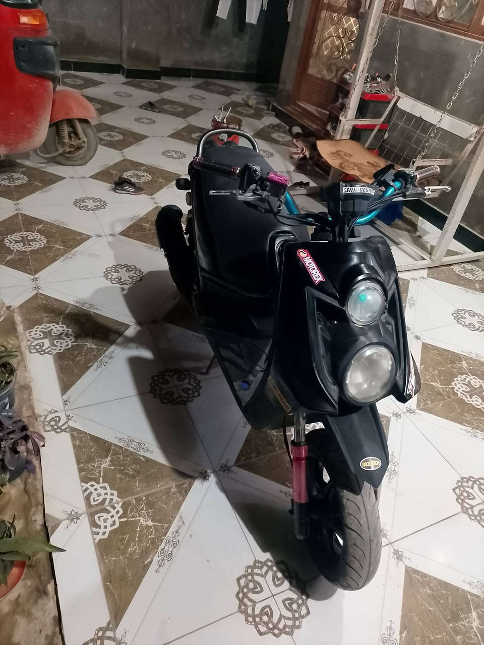 اسلام عليكم سكنس جبلي ياباني دراجه خير من الله ماناقصهة شي السعر 800وبيهة مجال حك الجيه 
عنوان بعقوبه التحرير ..***********
