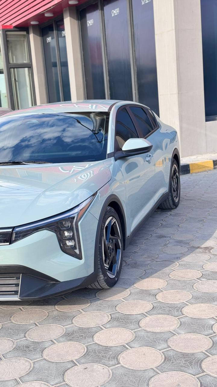 سلام عليكم
KIA K4 2025 EX فئة 

السياره  تحكم ستيرن

 تثبيت سرعه

 تحديد مسار 

توقف ذاتي 

تشغيل عن بعد 

شاشه متصله تبريد تحكم من الشاشه 

اوتو هولد وهاند بريك دكمه

لون اسمنتي مميز

السياره بدون ايرباك

حادثة جداً بسيط موضح بالصوره  فقط جاملغ تبديل اصلي وكالة وحافة البنيد واصبع بالباب عل بارد

ماشية ١٧ الف km

رقم نجف شهداء وكالة عامة بالسيارة مع ضمان مداور

السعر ١٧٥ وبية مجال 

رقمي ***********

***********  خاص موجود
