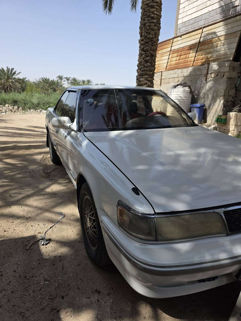 سيارة شيزر كصيف للبيع مكينة وكير في حالة جيدة تبريد شغال مكينة 2ونص ديلكو رقم انكليزي سنوية لل2027 باتري جديد زوج تايرات جدد  بسمي السيارة سعرها 39 وهذا رقمي***********
