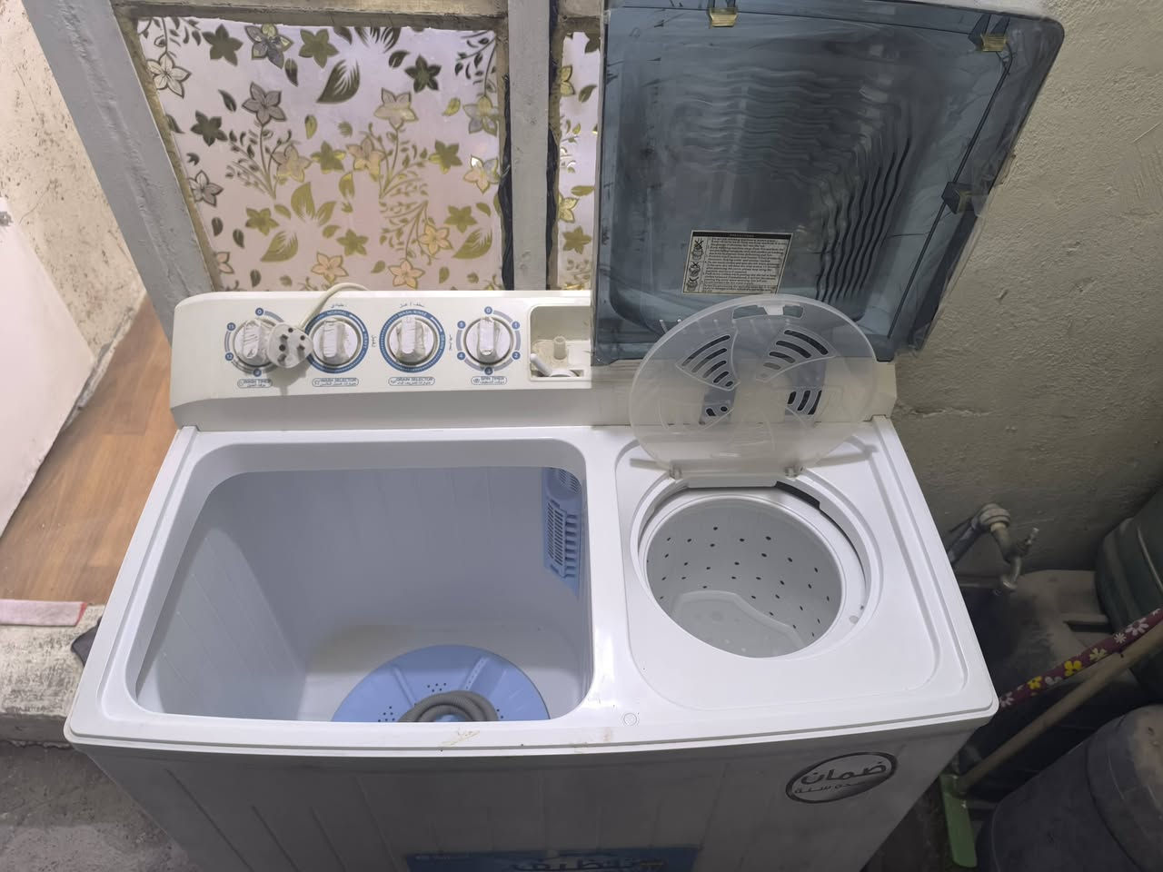 سلام عليكم اغراض بيت مستعمله استخدام قليل
مكانهن بالكاضميه وبعد المعاينه والشراء  توصيلهن مجاني للمناطق المجاوره بالكاضميه فقط 
للاستفسار اكثر الاتصال بالرقم ***********  بي واتس اب وخاص متوفر
