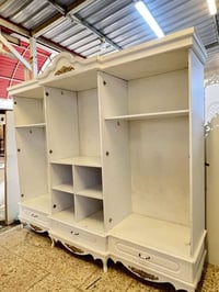 الحجز وتساب 07513447955