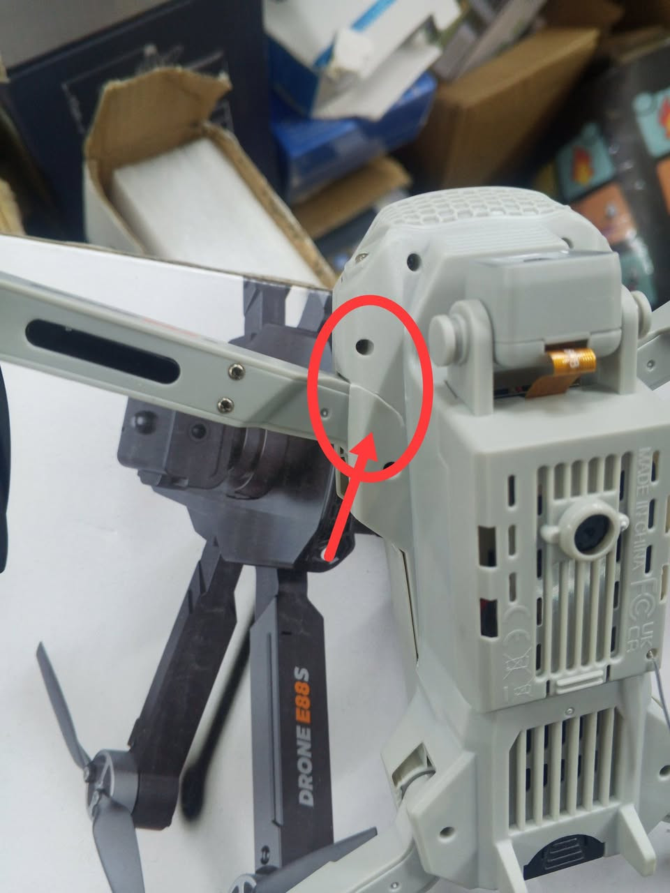 درون ثبات  وتحكم فول 
ملاحظه بس فطر بالكفر الخارجية ما مآثر عليه 
وعندي فيديو طيران داخل المحل 
السعر 55 وإذا تعتقد غالي 
عندي ب 20 وب10 هم متوفر 
وعندي توصيل كل مكان 
وشكرا


**إذا كنت صاحب هذا الإعلان وتريد حذفه لأي سبب، رجاءا أرسل رسالة إلى الدعم الفني**