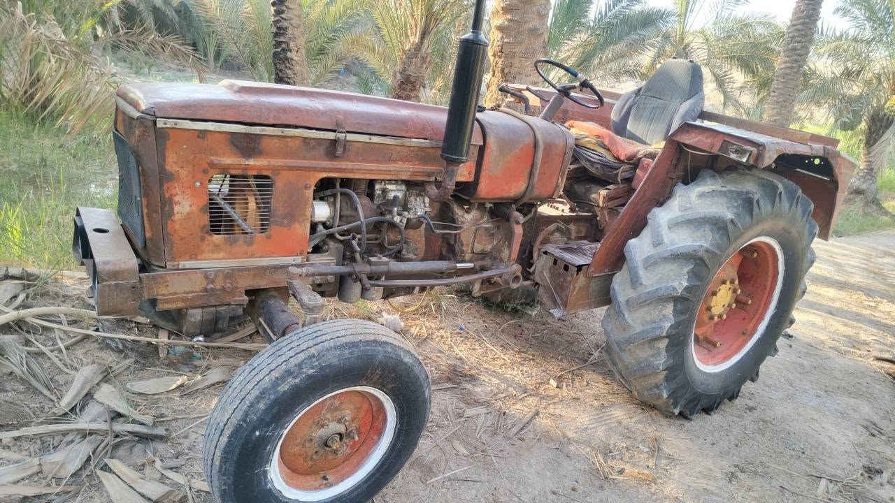 السلام عليكم كاروبه عنتر للبيع موديل 85 بدون رقم
مكينه وكير وبم شرط الفحص 

وياه فدان وشرط الكراب جاهزه
 
باور.  راديتر. . دينمه كلة جديد 

 سلف جديد نكره سلف تشتغل 

 تايرات الكبار نص عمر والصغار جدد 

عنوان نجف... ملاحضة مكلف بالنشر.. 

لتواصل على رقم الهاتف ***********
