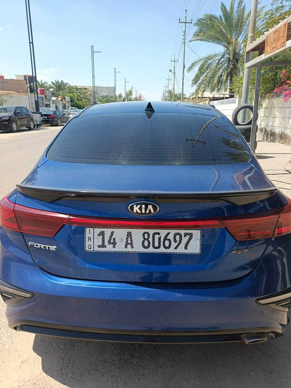 فورتي 2019 امريكي 
محرك 2000 دوش 
سياره كفاله عامه عدا الداير وشوي من الباب موضح بالصوره
عله وضعه عايفه 
ماشيه 73000
تحكم ستيرن 
رادار
مثبت سرعه 
شاشه كامره 
محرك كير كفاله 
كير svt
بصره حره باسمي تحويل ثاني يوم
فقط تبريد نقص غاز 
سياره  جديده مابيهة اي نقص 
السعر 125$
ومجال بسيط 
*********** البصرة, العراق

