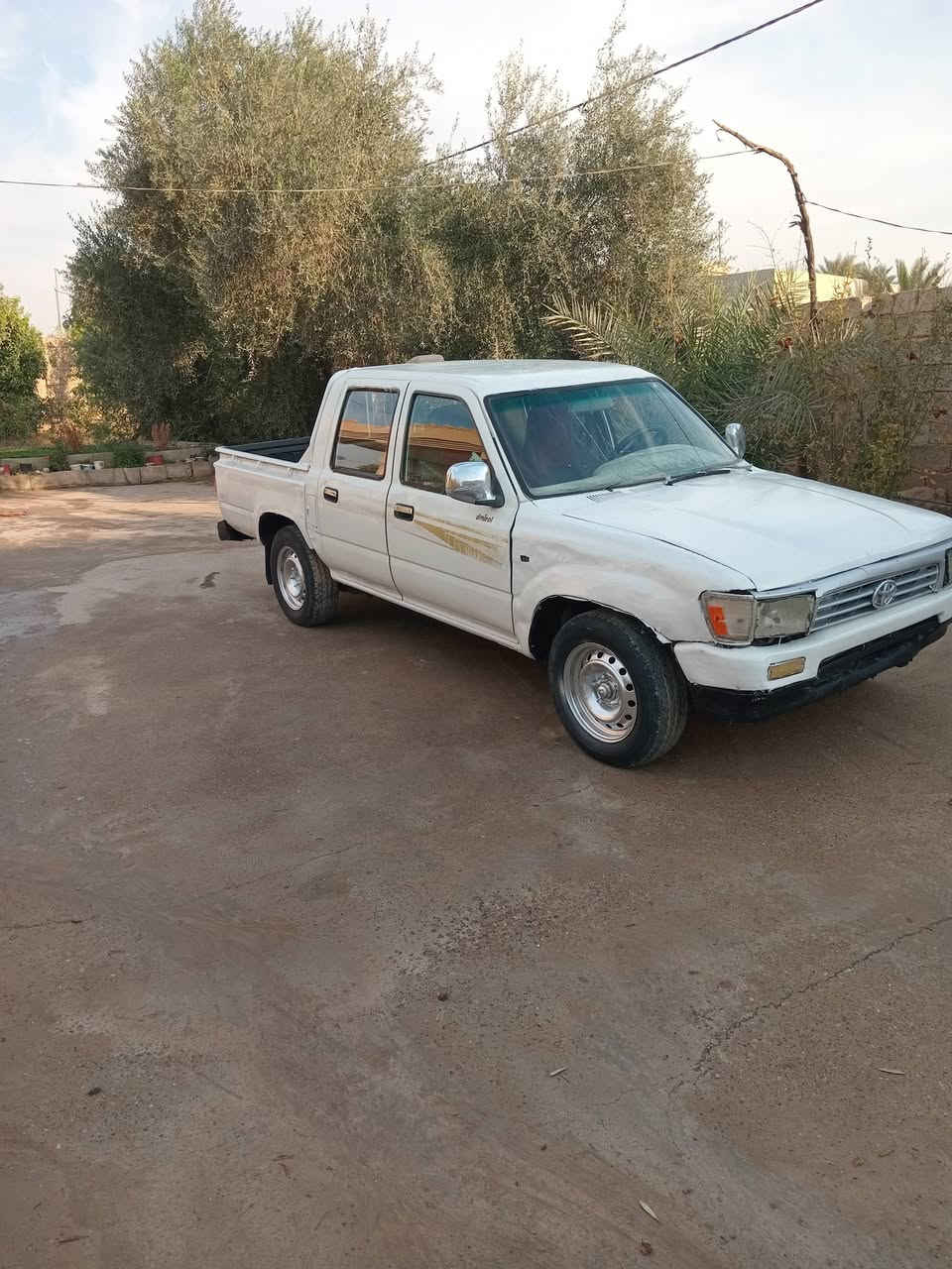 السلام عليكم سياره ادميرال منفيس موديل ٢٠٠٦ كير محرك شرط والكشر شوف العين جاهزة مال جناي السعر ٢٢ ورقه اوبيهه مجال موبايل ***********المكان ناحية الزاب
