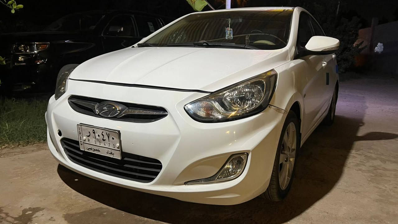 اكسنت موديل ١٣  سياره جدا نضيفه بس شويه بيه 
 طخطخات رقم بغداد بسمنه تحويل مباشر مال طالبه مكلف بنشر صاحبت السياره *********** بغداد, العراق
