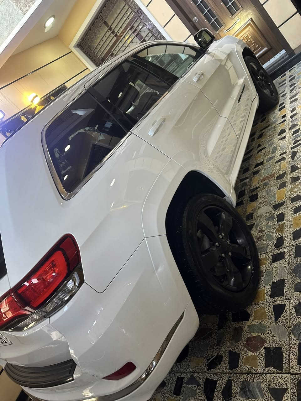 السلام عليكم جيب سومنت اعله فئه فوووول 1/1 جكات فول مديل 2016
حلوه بشكل وارد أمريكي حادث جاملغ وبنيد ونص صبغ مصبوغات بدون اي ارباك كله سليم ماشي 131  سيارة بسمي تحويل مباشر اي وقت الي يعجبك 
عنواني بغداد الخاص اعتذر 
 ***********
