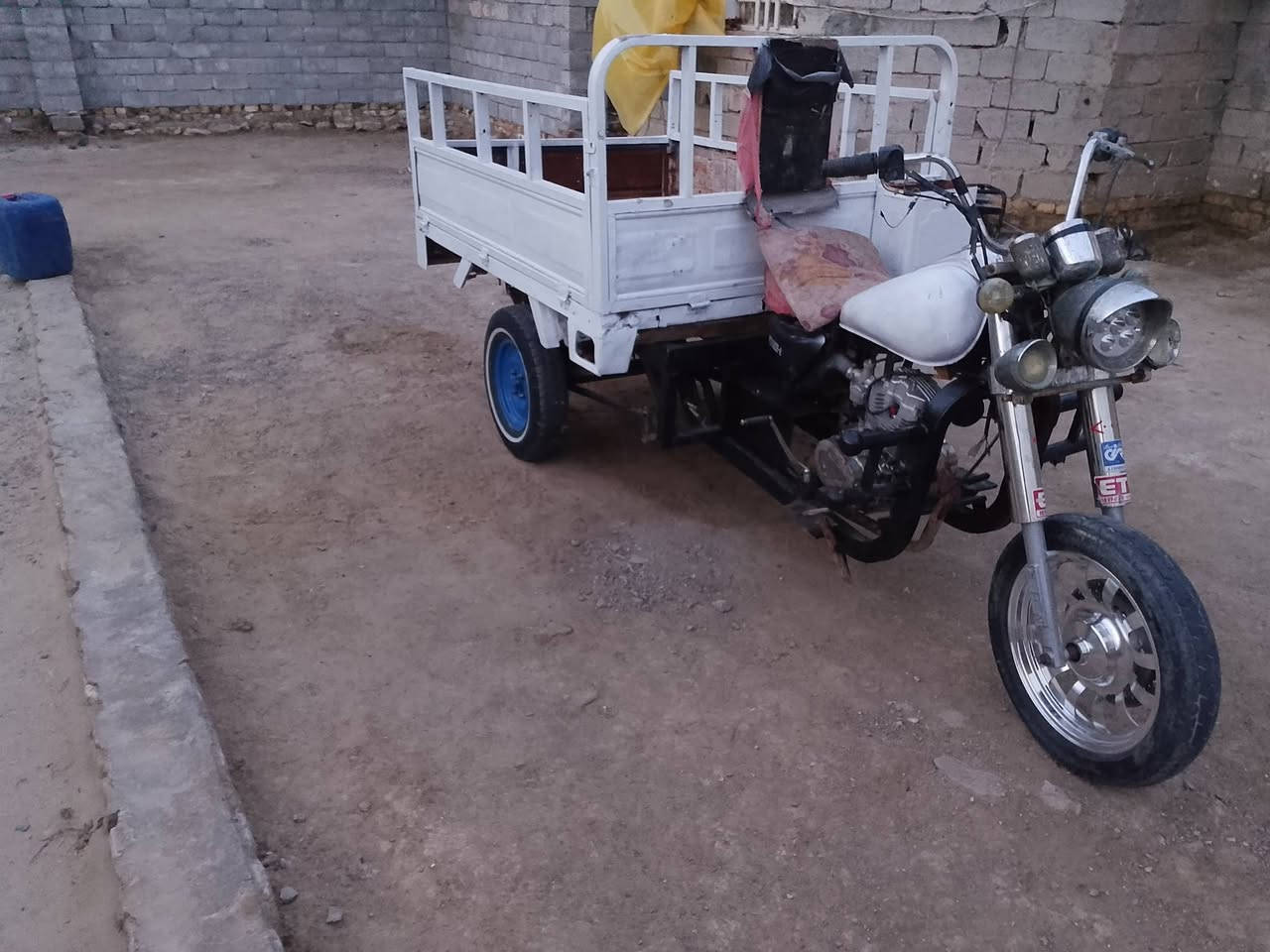 سلام عليكم ستوته لبيع كلك كلك ستوته نضيفه وجاهزه تواير ابو خطه اكسن 17ويل كدام كهربائيات كله شغاله سعر خاص او تصال ***********مكان رميثه
