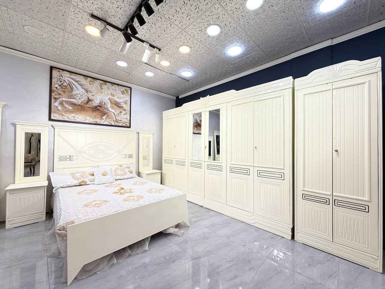 السعرمليون  الف فقط😍
غرف نجاره عراقيه 💯💯

تتكون من 8 قطع 

عرض الكنتور 3 و20سم

ارتفاع الكنتور 2 و20سم

السرير بلوك ٦ ارجل

طول السرير 200 سم 

عرض السرير 160 سم 

الضهر براغي
الشازلون 50 الف
دوشك 150


**إذا كنت صاحب هذا الإعلان وتريد حذفه لأي سبب، رجاءا أرسل رسالة إلى الدعم الفني**