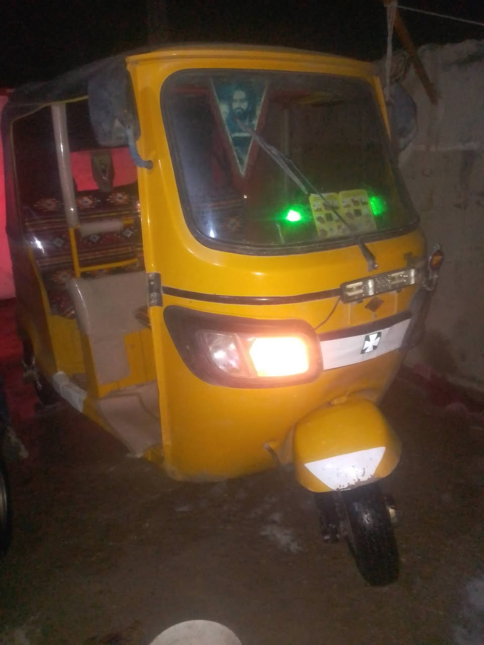 سلام عليكم تكتك البيع موديل 18 وراق معمره دواس كهربايات كله شغاله سعر250 4 وبيه مجال  ‏‪0787 336 9915‬‏ مكان بابل حصوه
