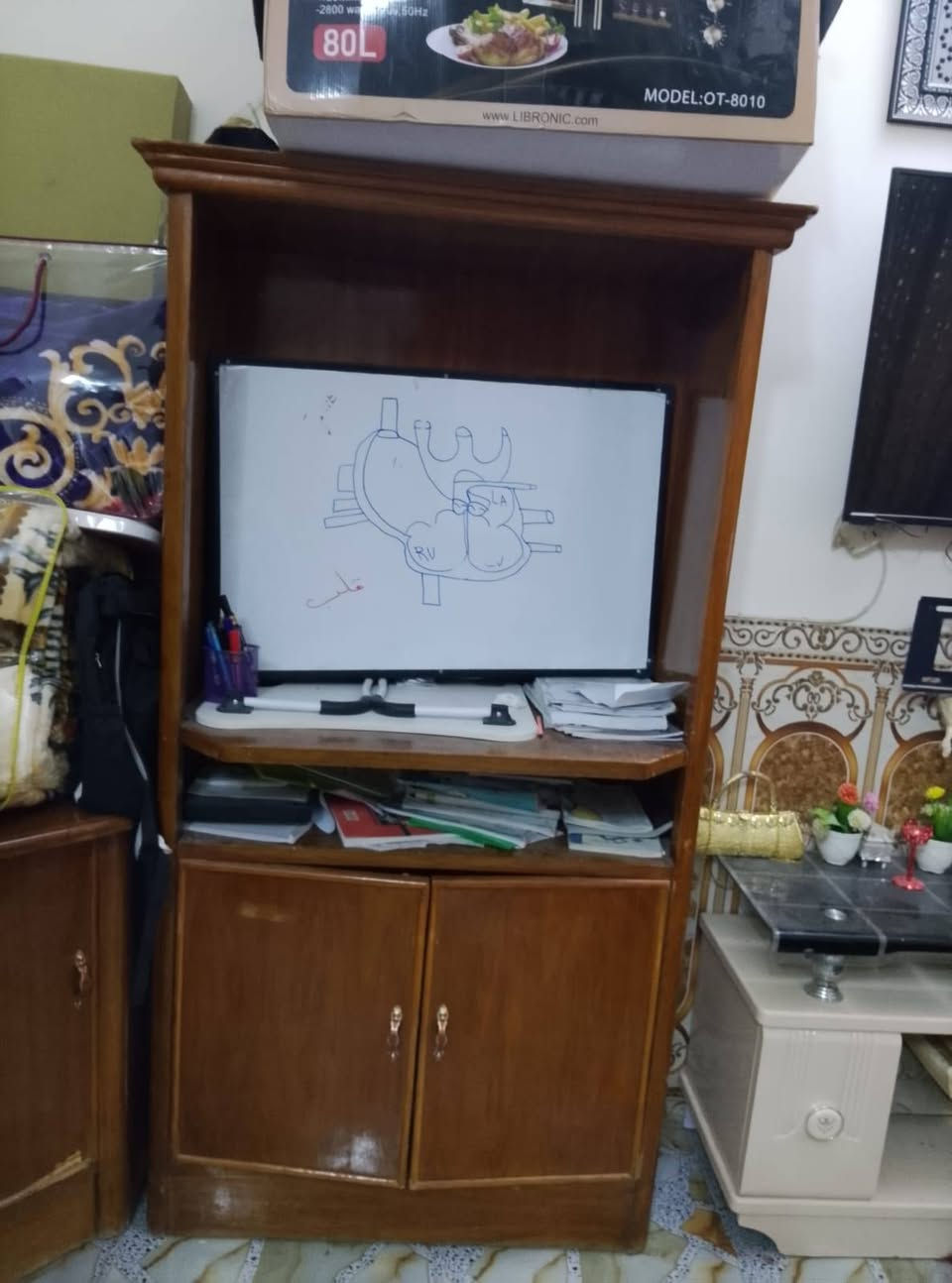 غرفة حطاطة للبيع مكان الفلوجة للتواصل ***********
