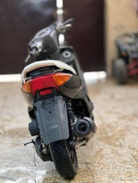 دراجة سكنس للبيع ياباني سرعه ١١٠ مكان البياع السعر ٤٠٠ وبيها مجال قليل...