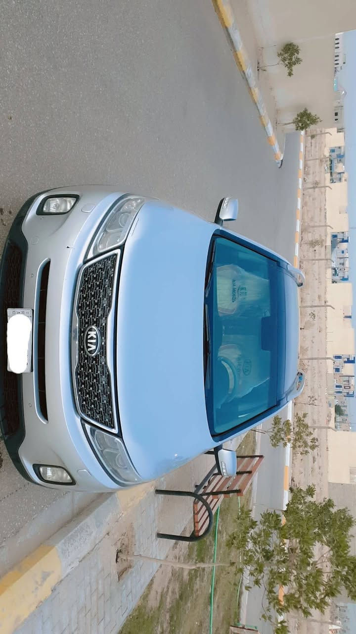 سلام عليكم
كيا سورنتو 2015 كويتي معروفه مواصفات الكويتي
فول مواصفات 1 على 1 
6 سلنتد 3500
فور ويل
7 راكب
بانوراما
بصمة
بردات بلادي
زراك لايت
هواي بيه مواصفات
السياره مكفوله من الصبغ وتبديل
السيارة بسمي صارلها 5 سنوات عندي خير من الله
***********

