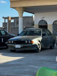 BMW. 730 گير محرك تشگ التبليط... +شلعه فوول.   +صدر جديد +تايرات   تبر...