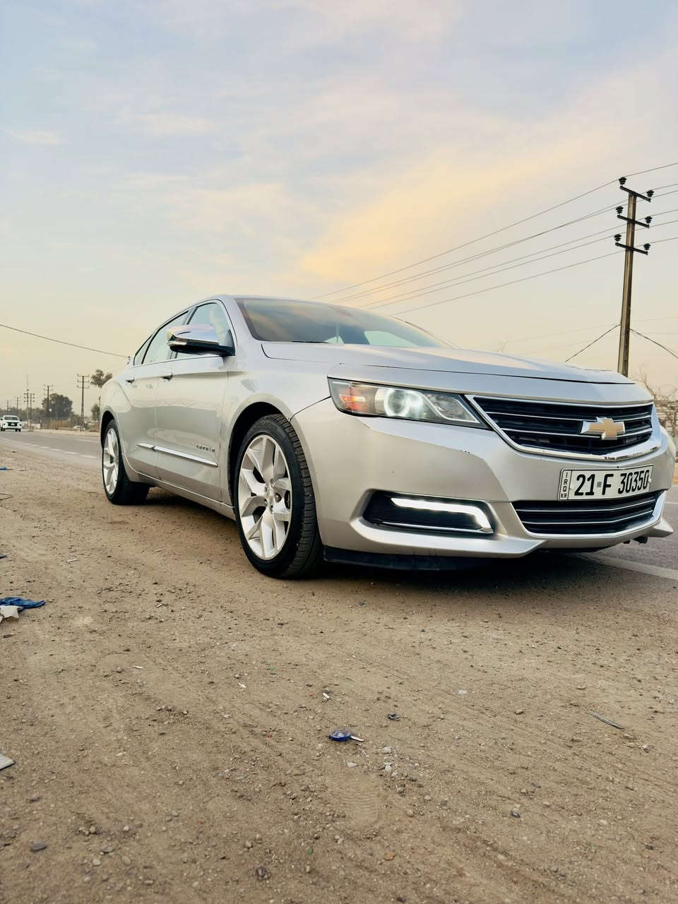 •	الموديل: 2019
• الفئة: Premier (فل كامل)
 • المحرك: 6 سلندر V6
 • القير: أوتوماتيك
 • الدفع: أمامي
 • فئة بريمير (أعلى مواصفات)
 • شاشة كبيرة + نظام ترفيهي
 • مقاعد جلد
 • تحكم كهرباء كامل
 • مثبت سرعة
 • أنظمة أمان
 • عدسات زنون نهار 
       .    السيارة جاهزة وكاملة بلكات جديدة 
صدر امامي خلفي قبل اسبوعين شادة 
تخم تاير جديد 
بدون دواخل بدون ايرباكات كلها سليمة وحادثها بسيطة موجود بالمنشور 

للتواصل *********** 

السعر 145 ورقة
