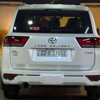 لاندكروز VXR • ٢٠٢٢ • ماشي ٤٠ الف