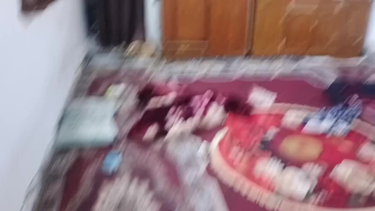 سلام عليكم بيت تجاوز للبيع مكاني حي تراث قرب تقاطع ربيعي
***********
