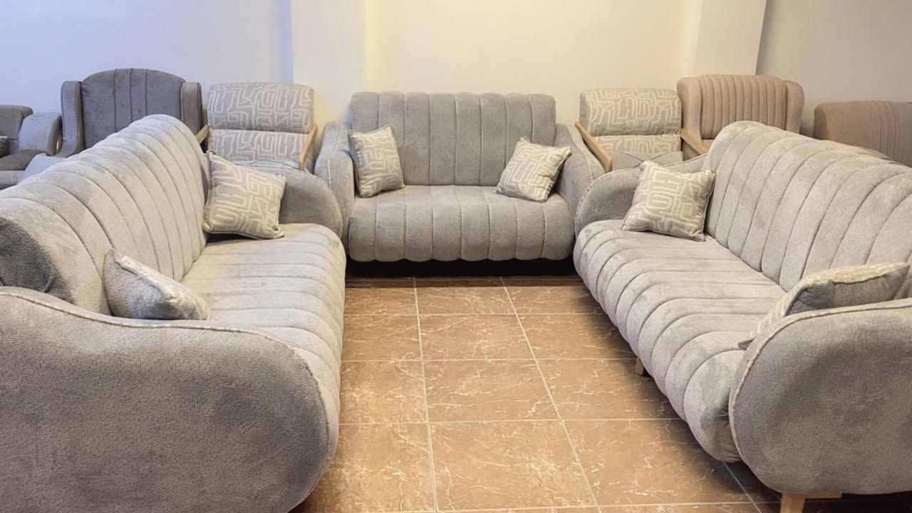 🛋️✨ أثاث المدينة يقدم لكم: تخوت مودرن بتصاميم عالمية! ✨🛋️

حوّل بيتك لقطعة فنية مع تشكيلتنا الجديدة من أطقم الجلوس المودرن:
🔹 قماش فاخر ومتين
🔹 ألوان عصرية ترضي كل الأذواق
🔹 متوفر بمقاسات متنوعة (3+2+1 أو حسب الطلب)
🔹 كفالة على التصنيع والخامات
🔹 التوصيل والتركيب مجاني داخل المدينة

📍 زورونا في معرض أثاث المدينة – الفلوجة -شارع 7 نيسان الجودة عنواننا
📞 للاستفسار والطلبات: 
***********. ***********
📸 تابعونا على صفحاتنا لمشاهدة التشكيلة الكاملة
