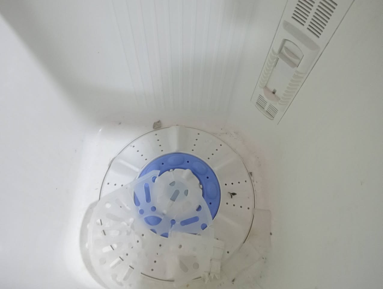 غساله شغاله بشرط بس دخال مال نشاف يرادله تبديل سعره 35وبيه مجال


**إذا كنت صاحب هذا الإعلان وتريد حذفه لأي سبب، رجاءا أرسل رسالة إلى الدعم الفني**