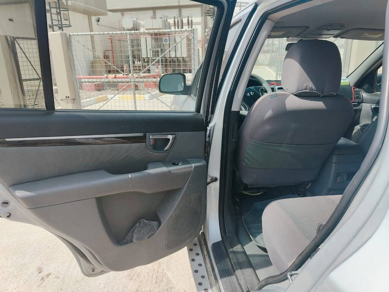 السلام عليكم
سنتافي 2010 أمريكي للبيع
محرك ٤ سلندر دوش
حادثها باب وجاملغ بدون دواخل
تخم تايرات جدد
حداديه جديده
السعر 115 وبي مجال قليل
للاستفسار ***********
العنوان كربلاء طوريج
