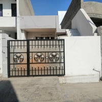 مقابل مستشفى نصر • ١٠٠م • سيراميك