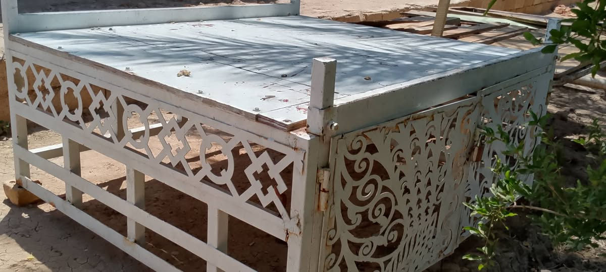 سلام عليكم محجر بيكم للبيع محجر جديد مكان واسط العزيزيه السعر اتصل ودلل الهاتف ***********///***********
