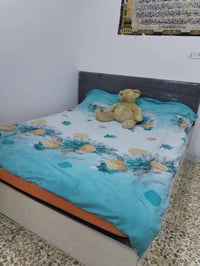 خشب تركي اللبيع   نظيف كدام العين يم المنتزه اليرموك يم جامع او ص الغر...