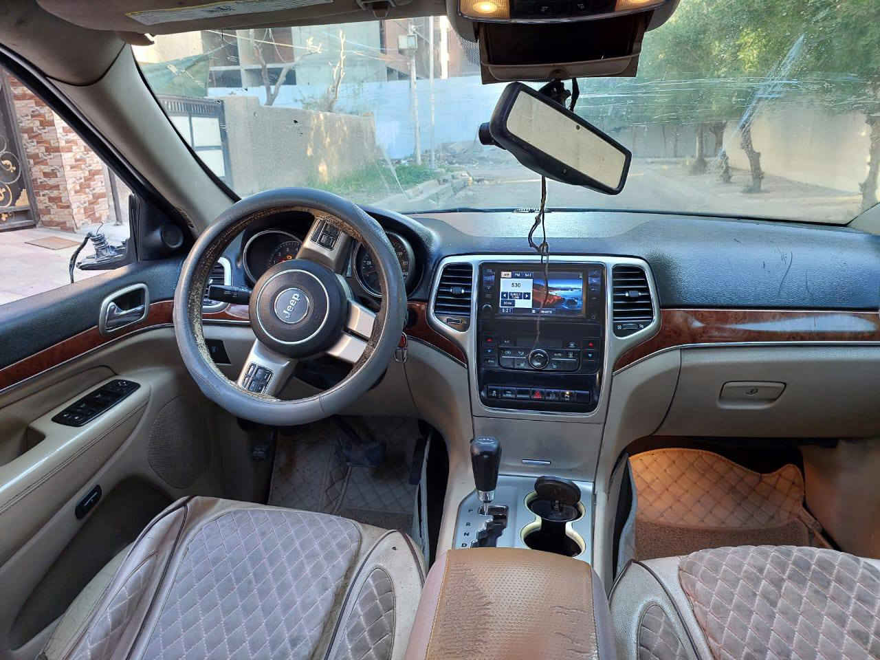 جيب للبيع موديل 12 رقم بغداد تحويل مباشر ثاني يوم سياره فول موصفات ابيع ع حادثه بيه جفيه بسيطه من جهه سايق السعر 75 الاستفسار ع *********** مكان مشتل
