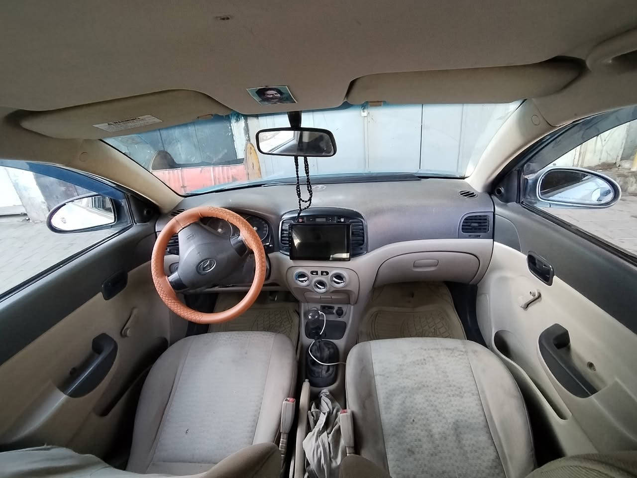 فيها تلقيطات معجون شرط بدون دواخل كير محرك شرب شراي يتصل فقط خاص ماكو *********** سعر 60اكسنت للبيع محرك 14 فول عادي رقم ديالا دولي مشروع وطني مصبوغ السياره عام فيها تلقيطات

