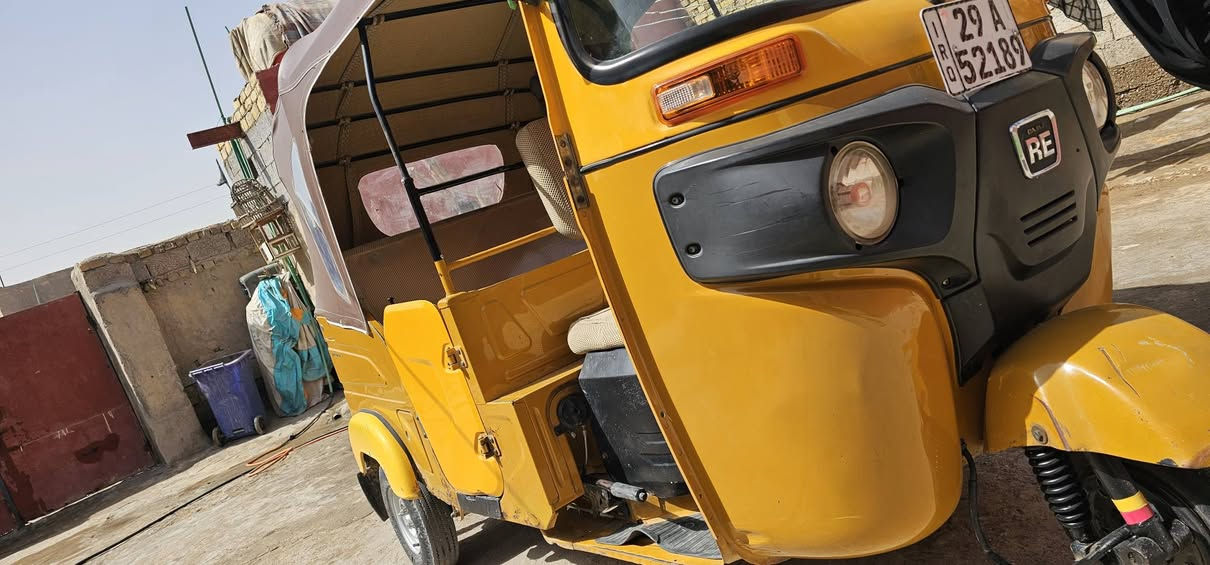 السلام عليكم  تكتك، 21 رقم نكليزي  بسمي  مكفوله من الضربه والصبغ والمعجون  مكينه مكفوله من التنقيص والتبخير  
جازه ما تخسر عليها ربع دينار 
المكان ناصريه قضاء الرفاعي 
***********
/***********
