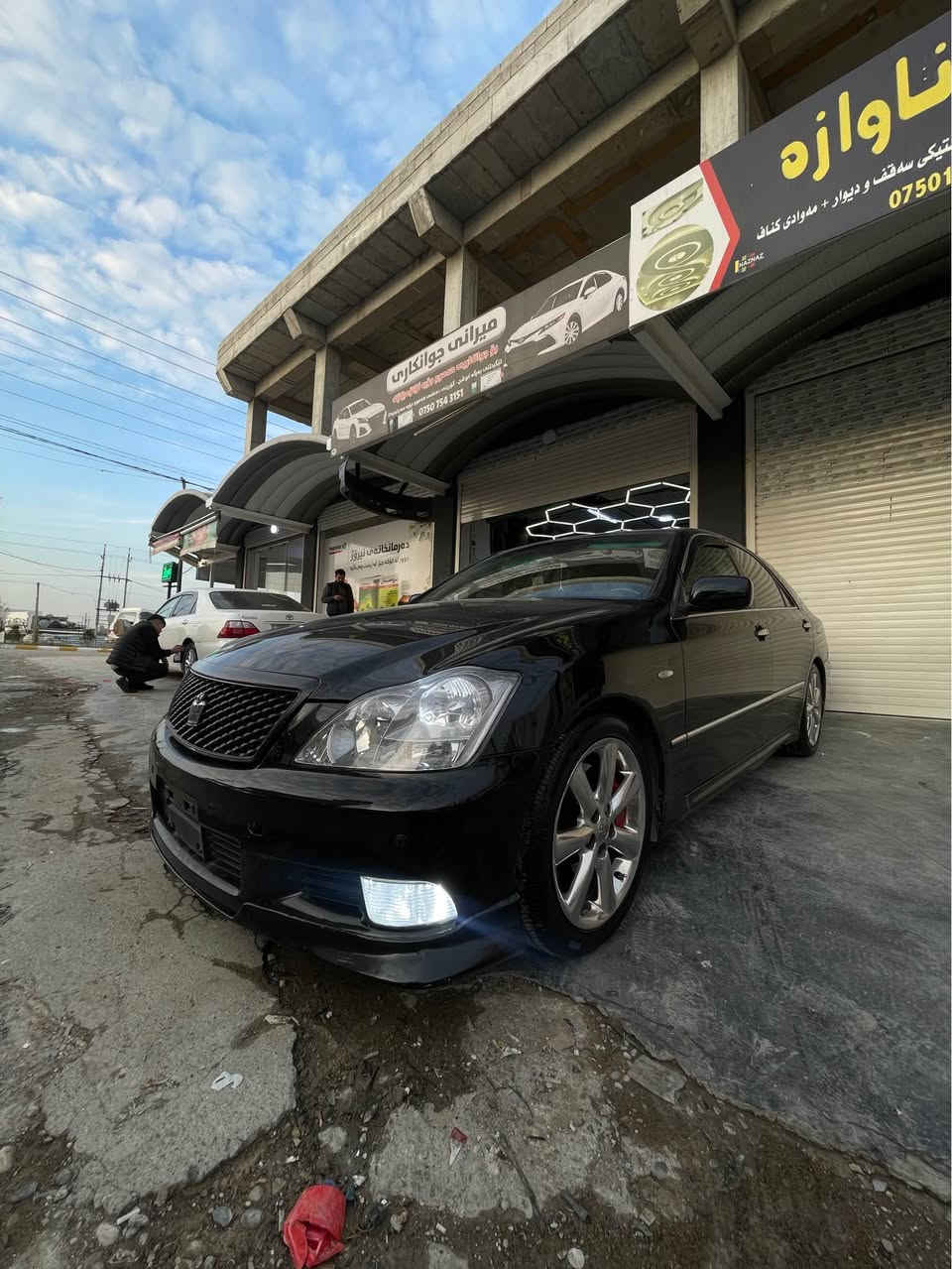 Mashla lamale Hamo laya 

شاهينه 

موس موس

2007
184
گير مه كينه 
به شرتي فيته ر
مواصفات
سلايت 
كوشن جلد 
 كوشن كاره با
3  دوگمه
سوكان فوليوم 
تحديد سرعه 
تبريد مه ركه زي 
تايو ويل دنگه ستيل
شوين هه لبجه تازه
سعر73$ مه جاليكي برايانه 
***********
*********** دار بنديهكان, السليمانية
