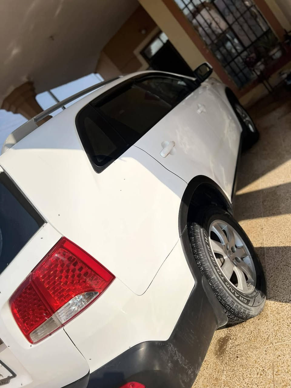 السلام عليكم اخوان سياره نوع سورنتو موديل 2012 خليجي 7 راكب كلين بدون صبغ محرك 4 دوش سنويه بأسمي السعر المطلوب 148 للأستفسار الأتصال على الرقم /*********** /مكان السياره صلاح الدين قضاء الشرقاط
