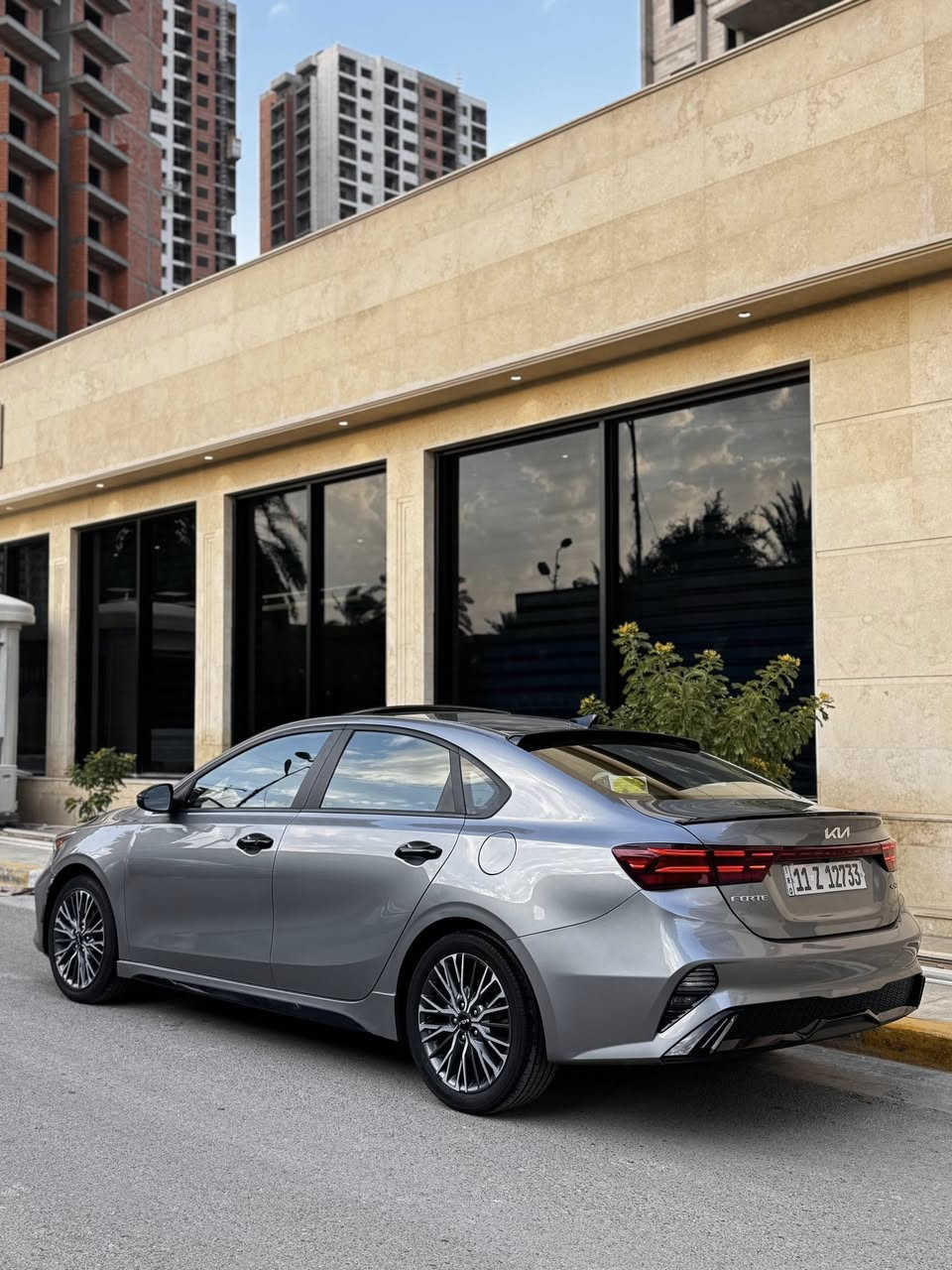 فورتي2024 جيتي لاين جديده جداً بدون صبغ
ماشيه 15 الف محرك 2000 دوش المرغوب 
اعلى موصفات بشركه كيا شتريد بيه 😅
مكانه بغداد الكرخ 
السعر 178 ورقه وبيه مجال بسيط 
***********
