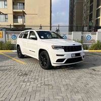 للبيع جيب لمتد X موديل 2020 السعر 227 وبيها مجال بيها صبغ 5 قطع  فول م...